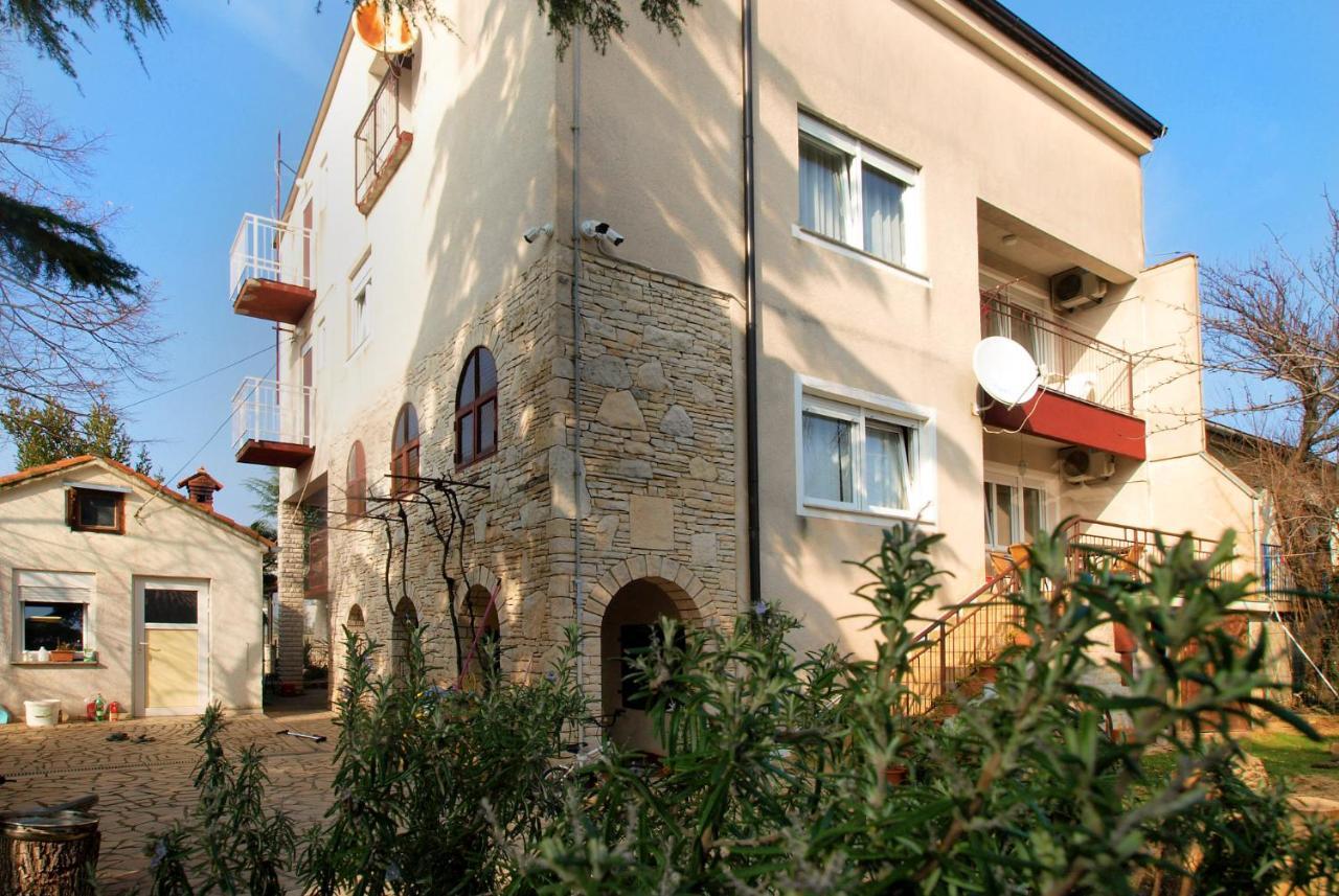 Apartments Mira 1804 Medulin Bagian luar foto