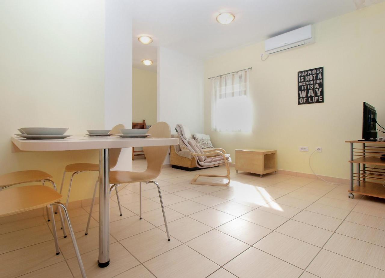 Apartments Mira 1804 Medulin Bagian luar foto
